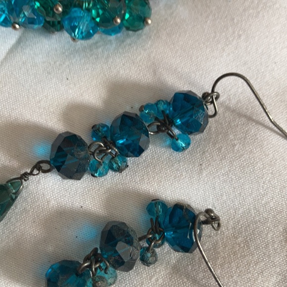 Bundle of bracelet & earrings plus bead necklace, bead bracelet and brooch - Picture 5 of 11